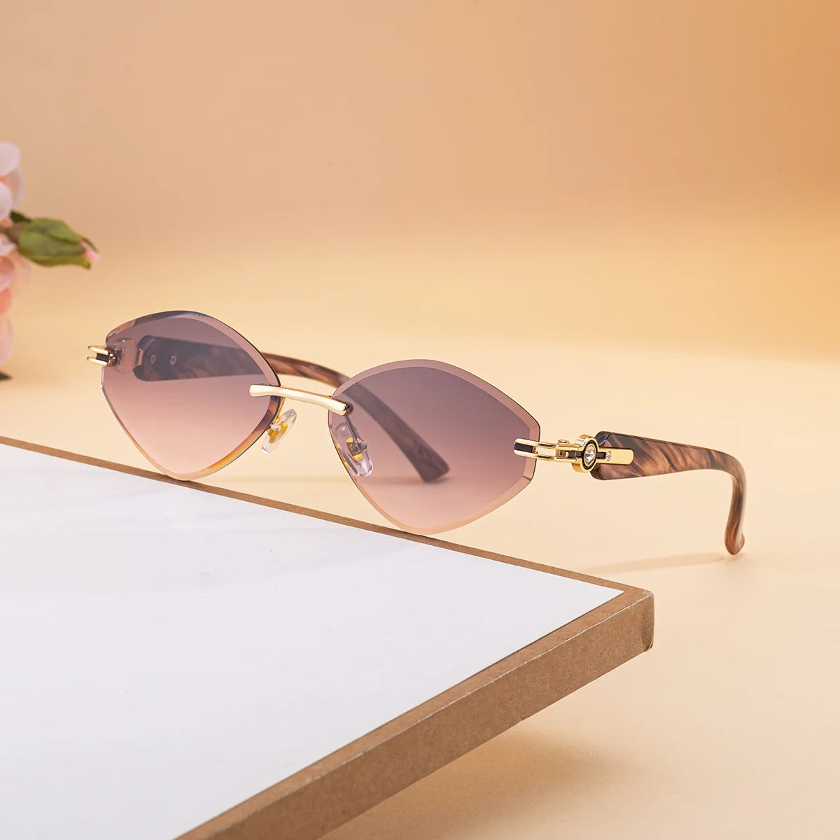 Cannes Cat-Eye Sunglasses