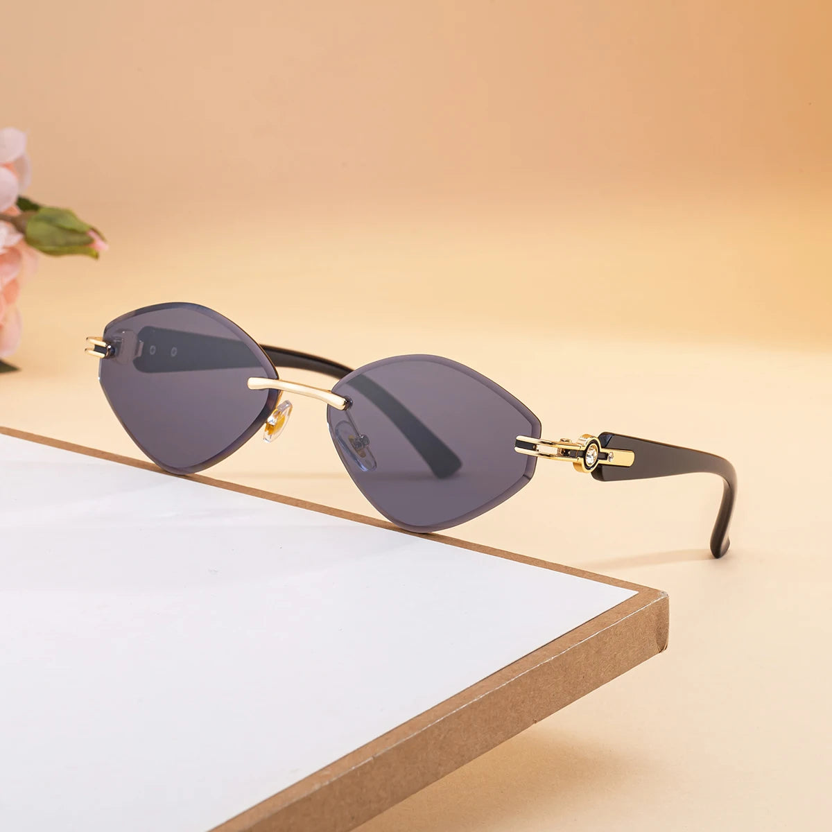 Cannes Cat-Eye Sunglasses