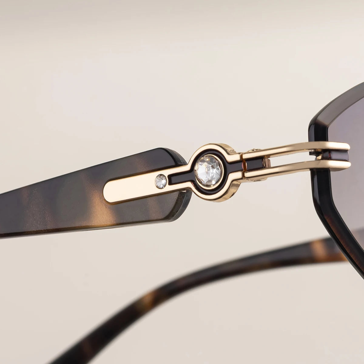 Cannes Cat-Eye Sunglasses